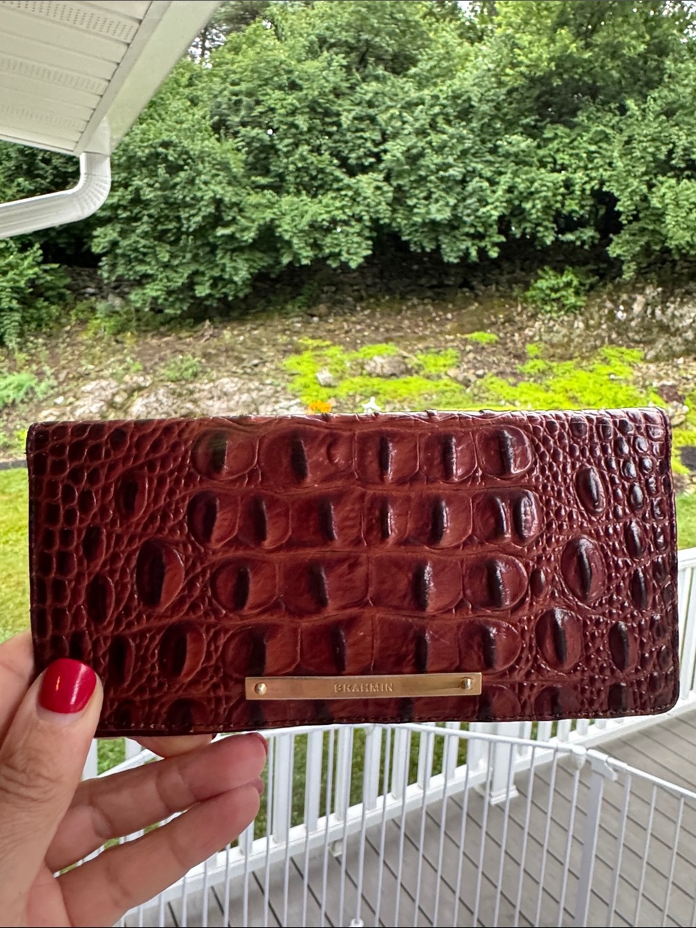 Brahmin Burgundy Croc-Embossed Leather Clutch with Gold Plate - Picture 3 of 12